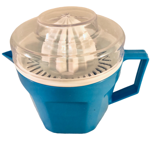 [2002] Plastic Orange Juicer